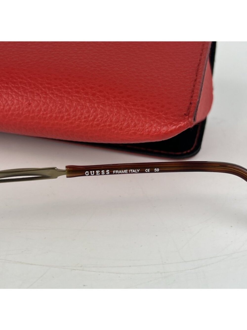 Guess GU4064 Eyeglasses Frames Gold Italy Authentic with Case - Picture 5 of 7